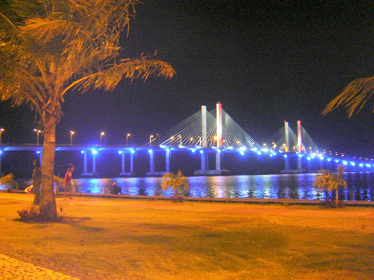 Ponte Aracaju-Barra.jpgAracaju-Barra Bridge in Sergipe state, Brazil