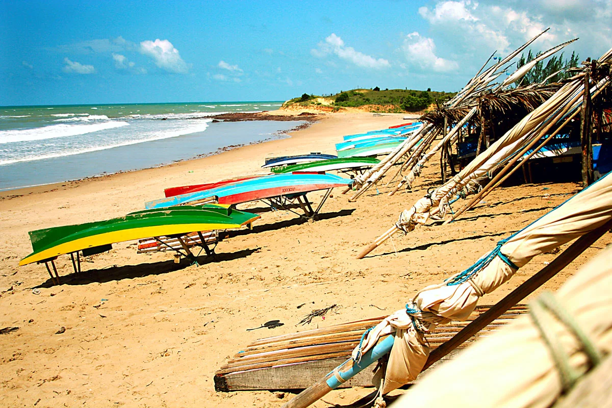 Bem, não é uma lagoa, é uma praia mesmo... que se chama Lagoa do Sal e fica do lado de Cajueiro em Touros/RN. Um lugar muito lindo!!!
Eu ia mandar essa imagem para um concurso fotografico das praias aqui do Estado, mas eu achei que ela não merecia, mesmo não tendo visto as concorrentes até hoje... enfim!!!!
Abraço a todos os visitantes!!! =D